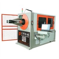 The principle of the turning wire bending machine is that the line does not turn bur the head turn,Lightweight head structure, to ensure rapid and stable production.